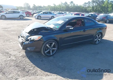 2011 Volvo C70 T5 from USA, damaged, VIN YV1672MC6BJ114811